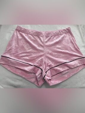 Juicy Couture Pink embossed crown Logo Velour Sleep Shorts Medium NWOT